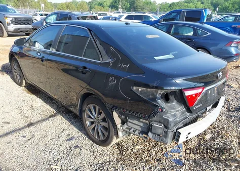 2017 Toyota Camry Xle z USA, uszkodzony, nr VIN 4T1BF1FK0HU670525